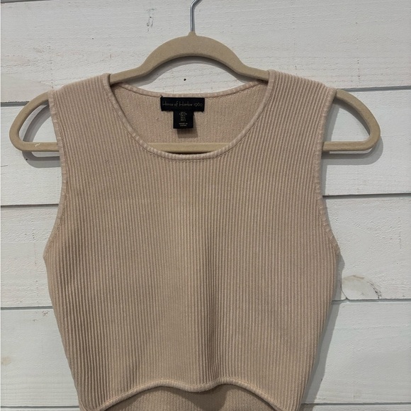 House of Harlow 1960 Tan Ribbed Crop Tank Top - Picture 2 of 9